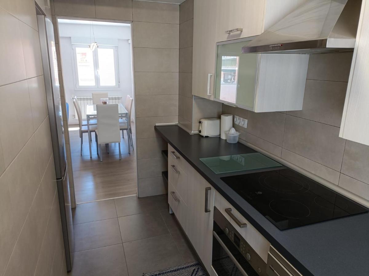 סרגוסה Apartamento El Torreon, Con Opcion A Parking מראה חיצוני תמונה